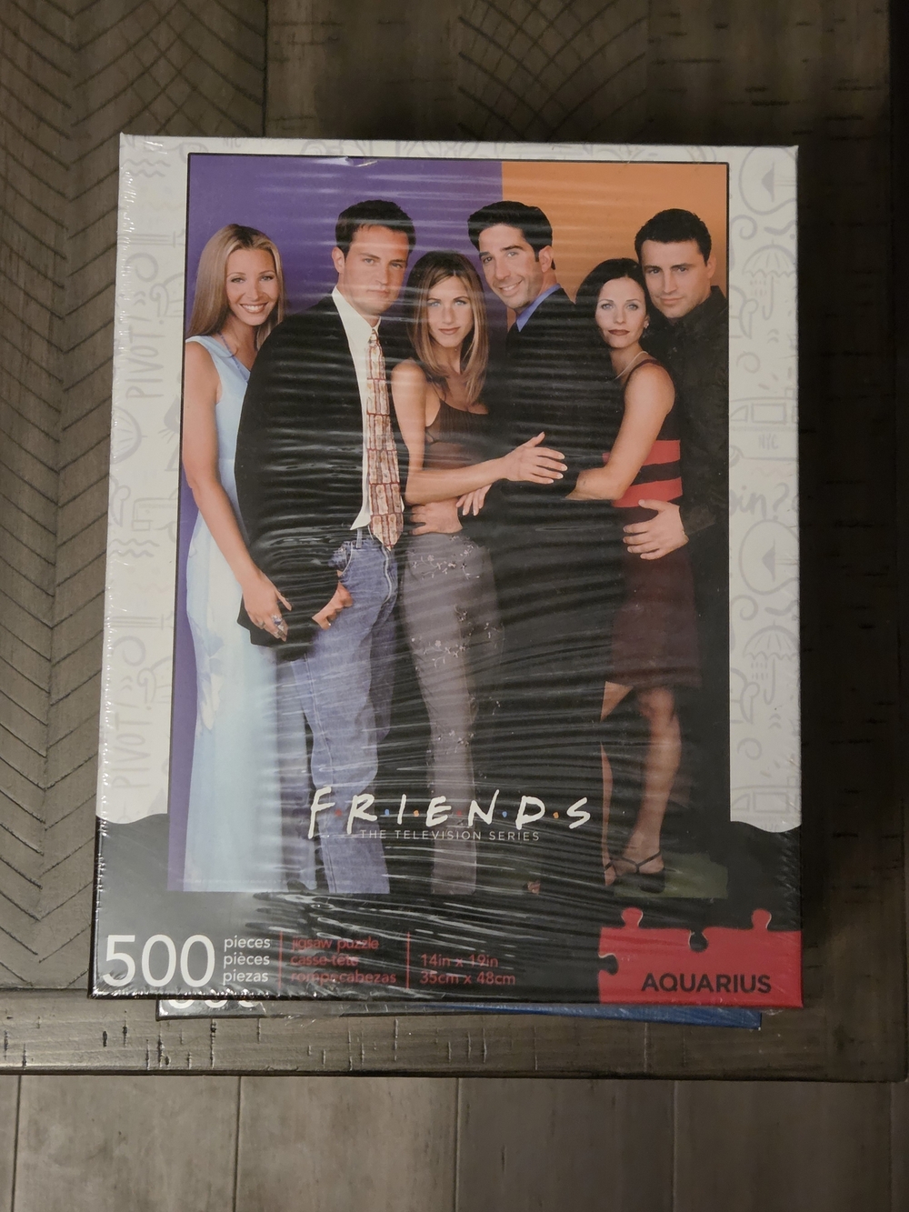 FRIENDS Puzzle with Purple and Orange Poster Image - 500 Piece